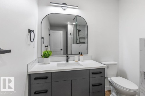 65 Greenfield Estates, St. Albert, AB - Indoor Photo Showing Bathroom