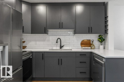 65 Greenfield Estates, St. Albert, AB - Indoor Photo Showing Kitchen