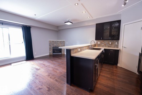 207 9750 94 Street, Edmonton, AB 
