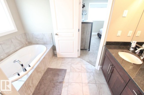 4408 Crabapple Landing Landing, Edmonton, AB 