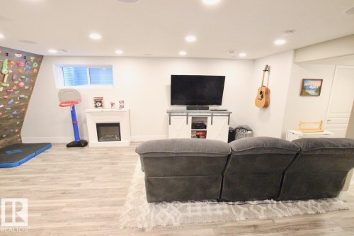 4408 Crabapple Landing Landing, Edmonton, AB 