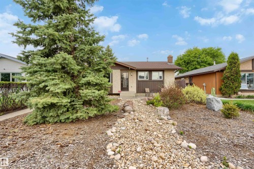 1736 36 Street, Edmonton, AB - Outdoor