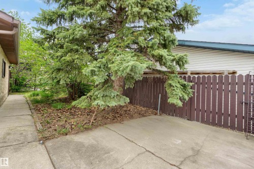 1736 36 Street, Edmonton, AB - Outdoor