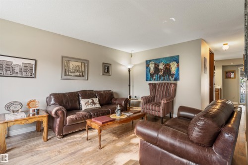 1736 36 Street, Edmonton, AB - Indoor Photo Showing Living Room