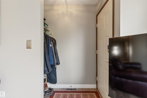 1736 36 Street, Edmonton, AB - Indoor Photo Showing Other Room