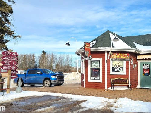 511 1 Avenue, Rural Wetaskiwin County, AB 