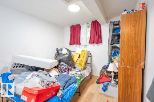 Image quality insufficient for description - 11308 94 Street, Edmonton, AB 