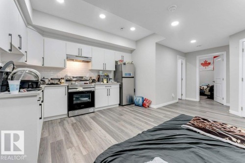 213 Charlesworth Drive, Edmonton, AB 