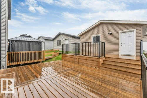213 Charlesworth Drive, Edmonton, AB 