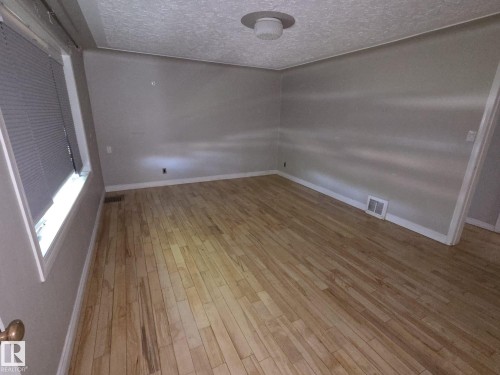 12418 93 Street, Edmonton, AB 