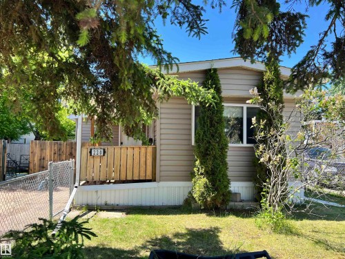 220 Evergreen Mobile Park, Edmonton, AB 
