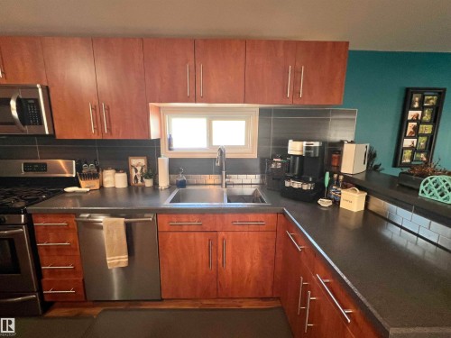 220 Evergreen Mobile Park, Edmonton, AB 