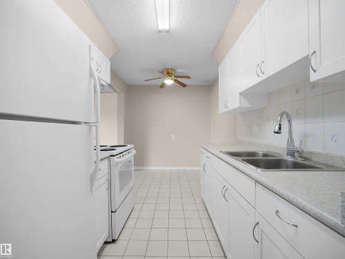 4 14110 80 Street, Edmonton, AB 