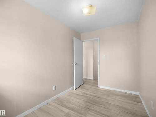 4 14110 80 Street, Edmonton, AB 