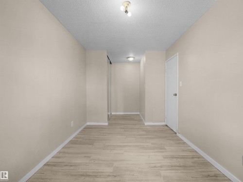 4 14110 80 Street, Edmonton, AB 