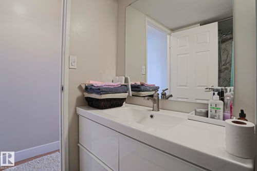 20 8735 165 Street Nw, Edmonton, AB 