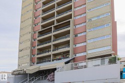 20 8735 165 Street NW  Edmonton, AB T5R 2R6