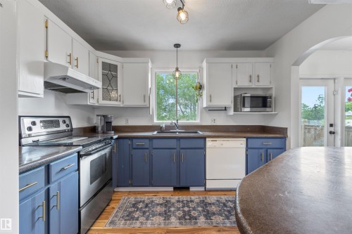 5121 52 Street, Rocky Rapids, AB 