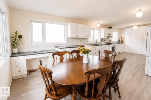 14916 94 Street, Edmonton, AB 