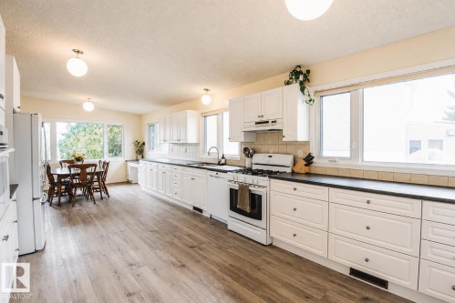 14916 94 Street, Edmonton, AB 
