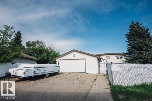 14916 94 Street, Edmonton, AB 