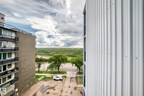 505 8310 Jasper Avenue, Edmonton, AB 