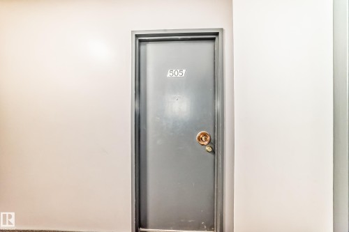 505 8310 Jasper Avenue, Edmonton, AB 