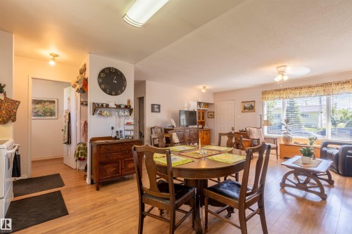 4904 56 Ave, Wildwood, AB 