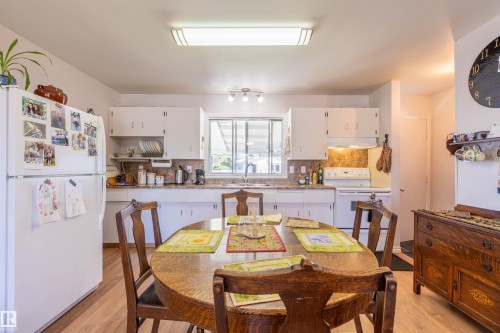4904 56 Ave, Wildwood, AB 