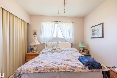 4904 56 Ave, Wildwood, AB 