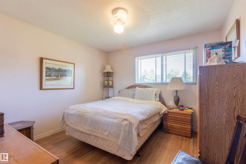 4904 56 Ave, Wildwood, AB 