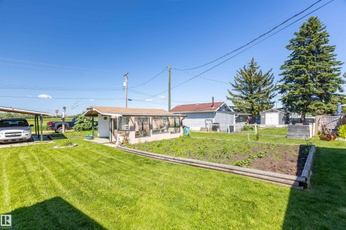 4904 56 Ave, Wildwood, AB 