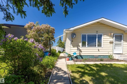 4904 56 Ave, Wildwood, AB 