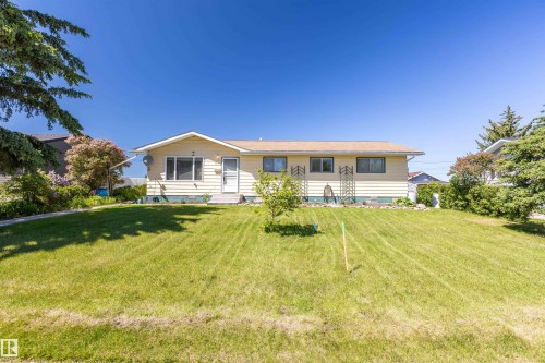 4904 56 Ave, Wildwood, AB 