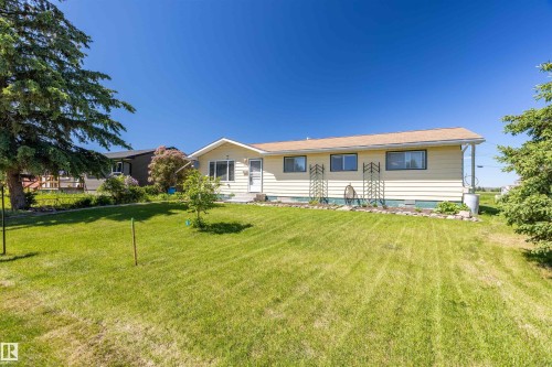 4904 56 Ave, Wildwood, AB 