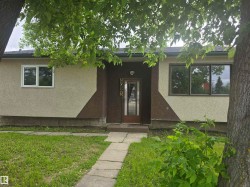 4923 51 Avenue Mundare, AB T0B 3H0