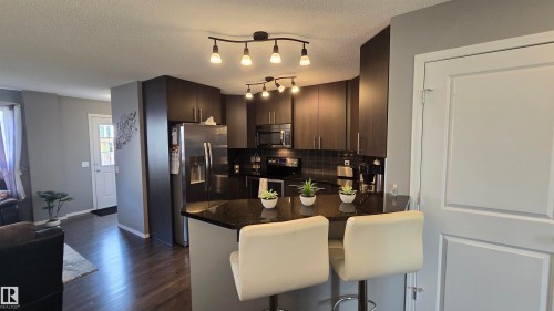 16730 53 Street, Edmonton, AB 