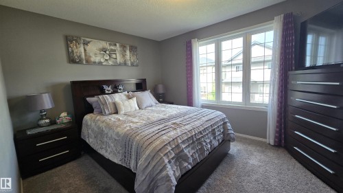 16730 53 Street, Edmonton, AB 