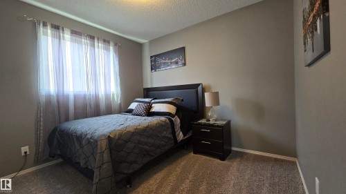 16730 53 Street, Edmonton, AB 