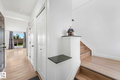 Image quality insufficient for description - 2921 23 Street, Edmonton, AB 