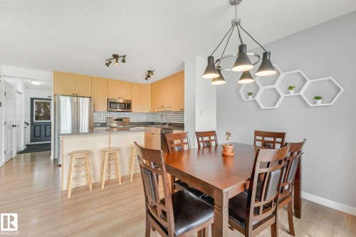 Image quality insufficient for description - 2921 23 Street, Edmonton, AB 