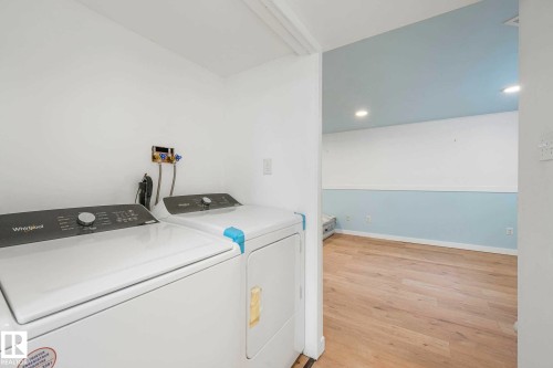 Image quality insufficient for description - 2921 23 Street, Edmonton, AB 