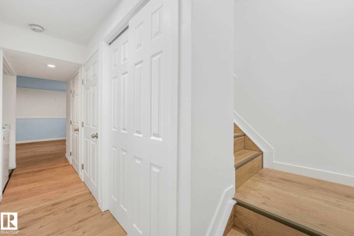 Image quality insufficient for description - 2921 23 Street, Edmonton, AB 