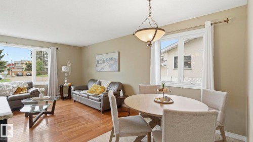 11020 162A Avenue, Edmonton, AB 
