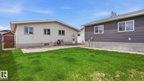 11020 162A Avenue, Edmonton, AB 
