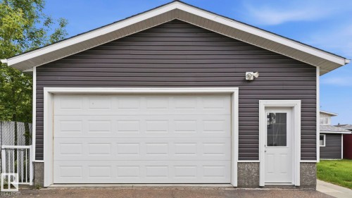11020 162A Avenue, Edmonton, AB 