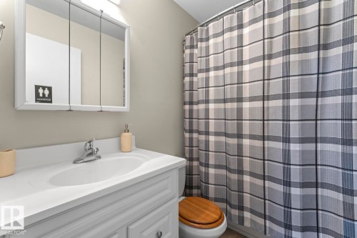 1211 8 Street, Cold Lake, AB 