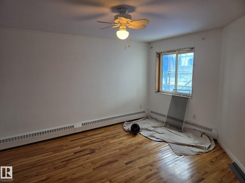 Empty room - 35 10331 106 Street, Edmonton, AB 