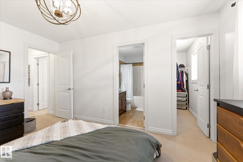 15122 33 Street, Edmonton, AB - Indoor Photo Showing Bedroom