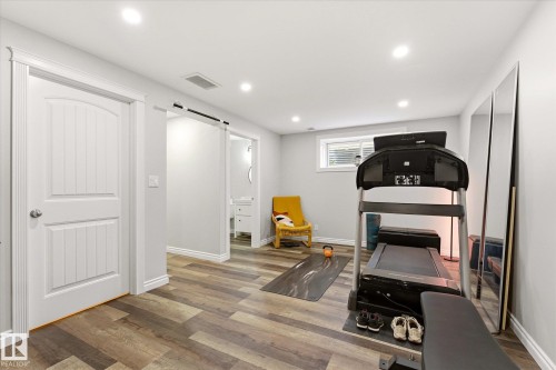 15122 33 Street, Edmonton, AB - Indoor